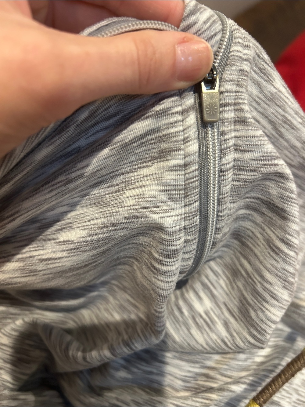 Vintage Athleta Quarter Zip Heathered Gray Space Dye | Large | Thumb Holes - Picture 4 of 9